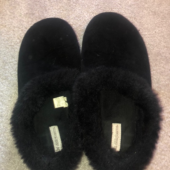 Dear foam Black Slippers Size 9-10 - Picture 2 of 3